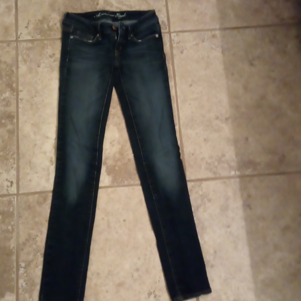 Low wasted American Eagle Jeans womans jeans.